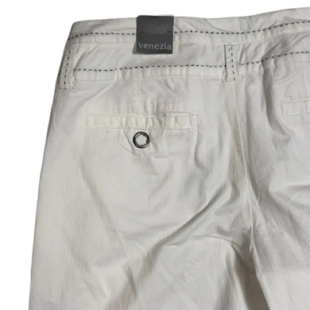 Venezia Wide-Leg Chino Pants Women’s 14 White with Black Stitching Accents NWT
